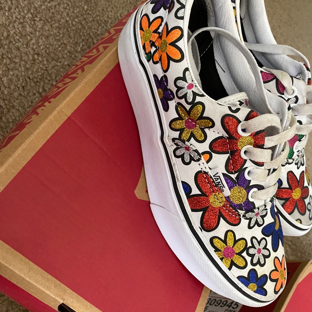 Platform vans - Picture 7 of 7